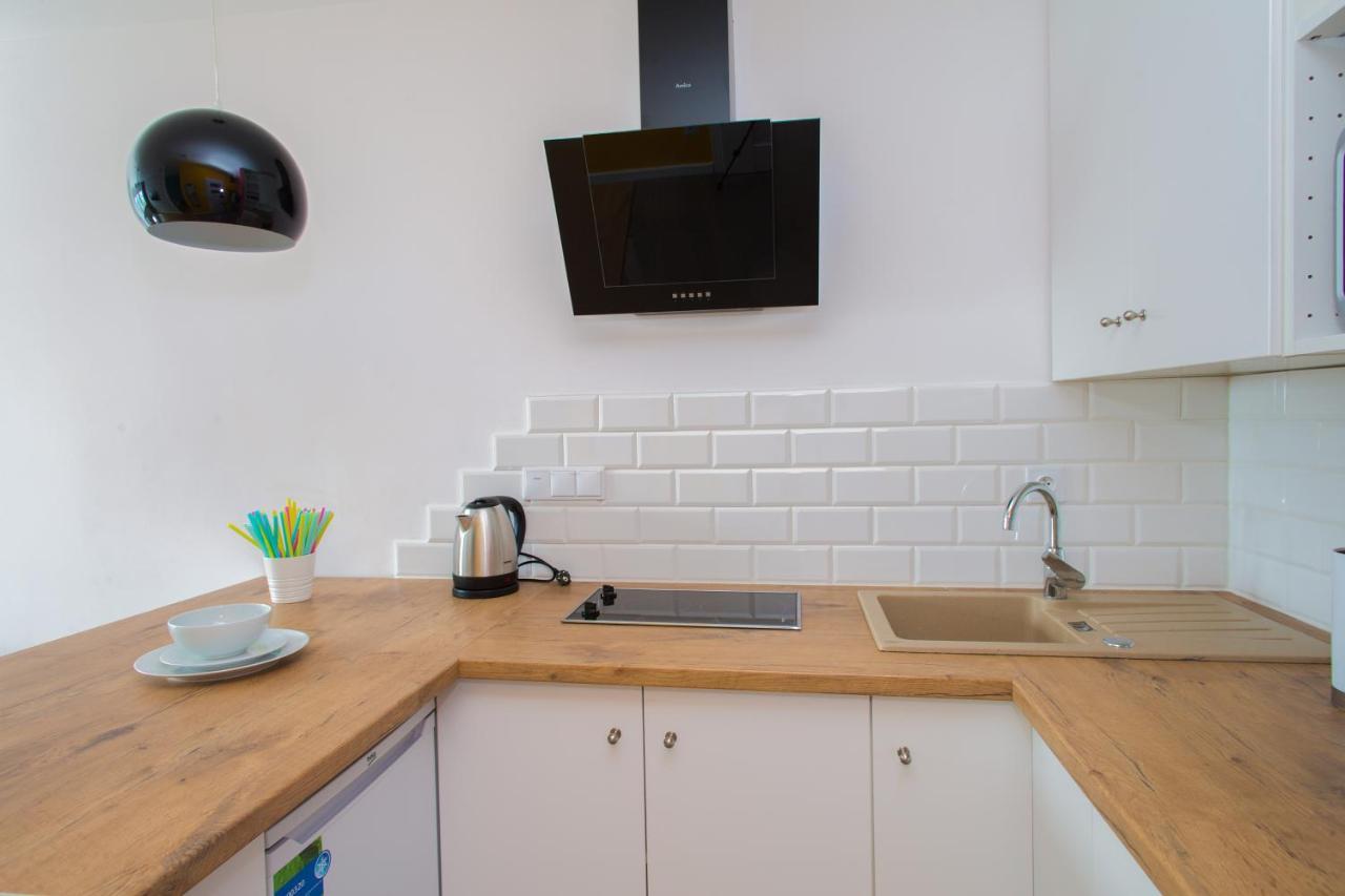 Cozy Studio Next To Central Station Apartamento Varsovia Exterior foto